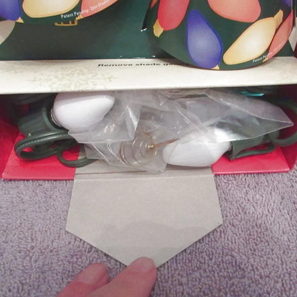 Vtg Revolving Christmas Tree Lamp Shades Set Of 3 With Light Bulbs Holiday NOS